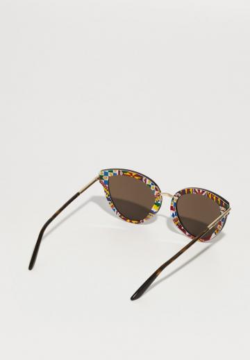 Солнечные очки