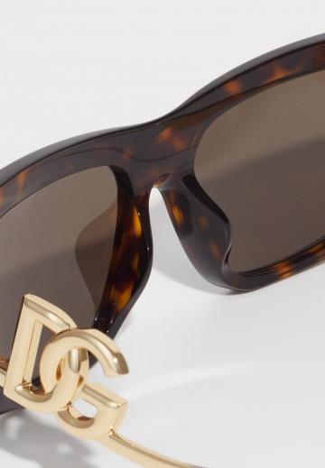 Солнечные очки