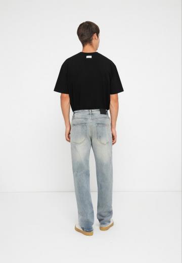 Свободные джинсы