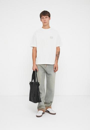 Свободные джинсы