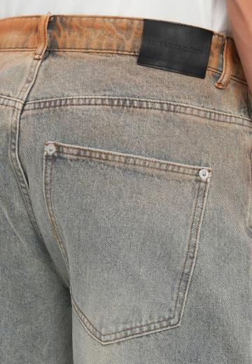 Свободные джинсы