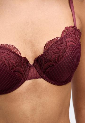 Бюстгальтер