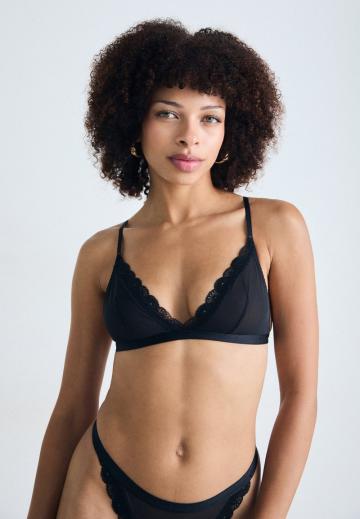 Бюстгальтер без косточек