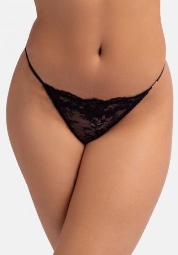 Трусы на бедрах