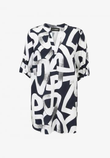 Длинная блузка