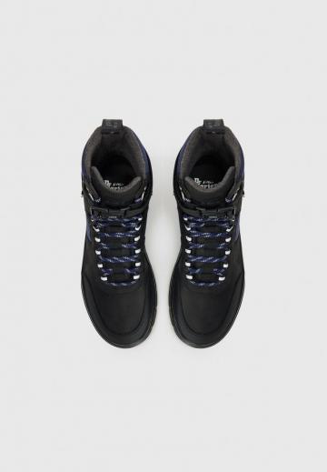 Ботинки на шнуровке