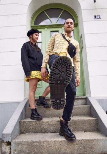 Ботинки на шнуровке