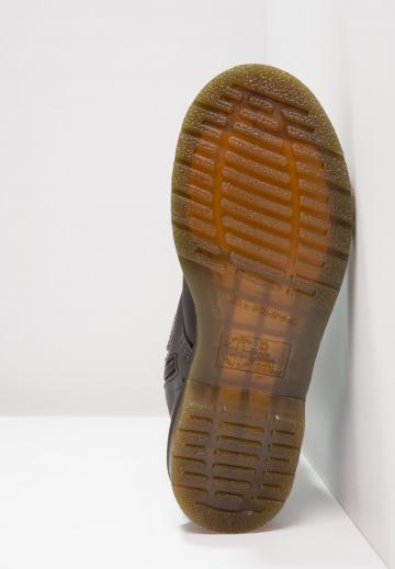 Сапоги на шнуровке