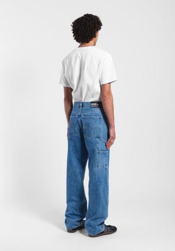 Прямые джинсы