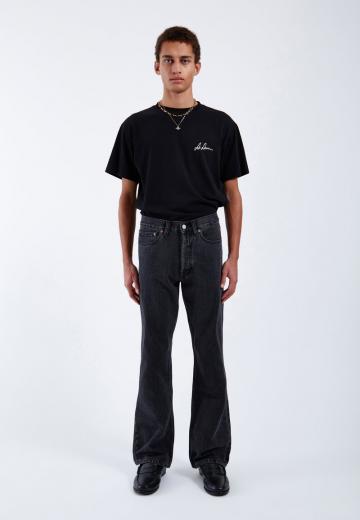 Клешеные джинсы