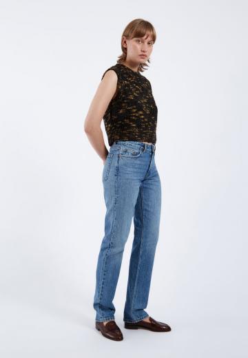 Прямые джинсы