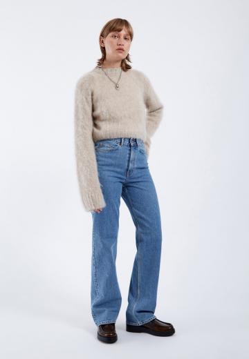 Прямые джинсы