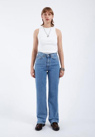 Прямые джинсы