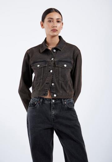 Джинсовая куртка