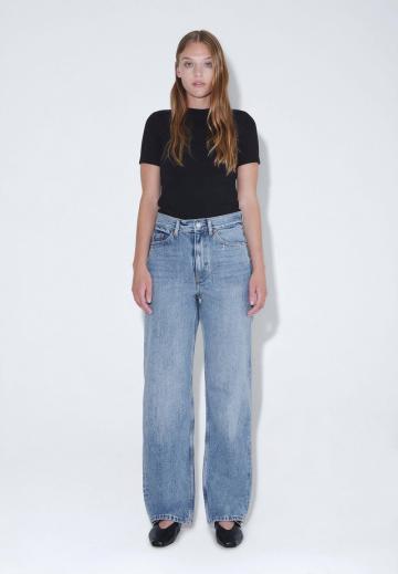 Прямые джинсы