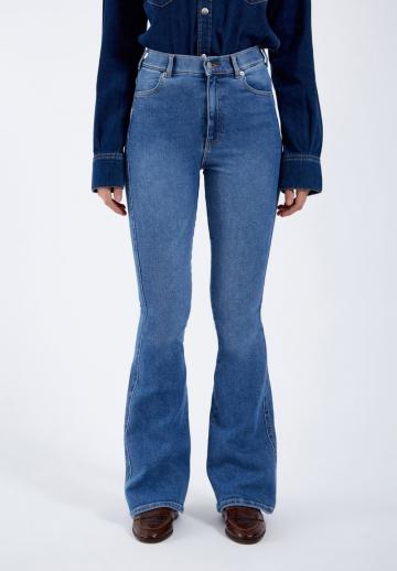 Клешеные брюки