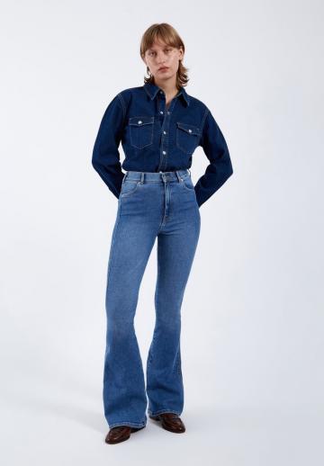 Клешеные брюки