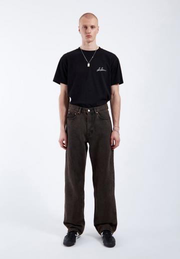 Прямые джинсы