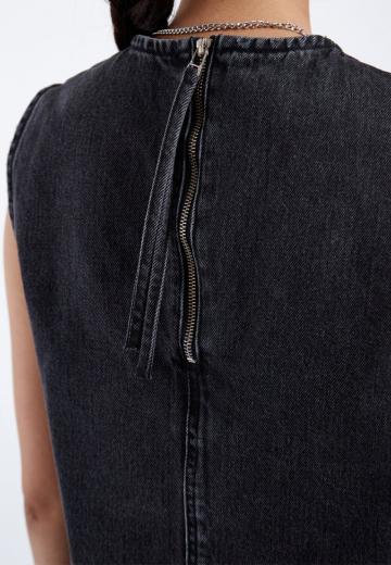 Джинсовая жилетка