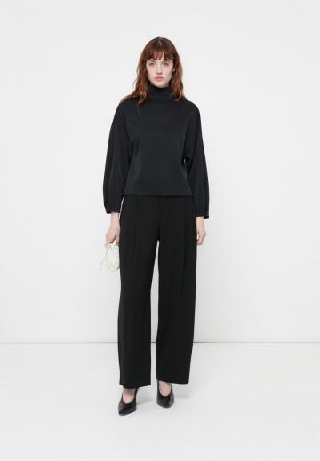 Атласная блузка