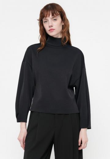 Атласная блузка