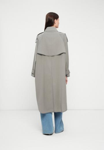 Шерстяное пальто