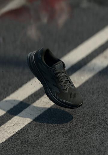 Беговые кроссовки