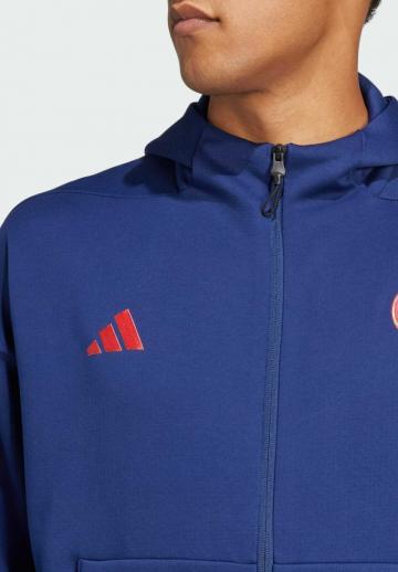 Спортивная кофта