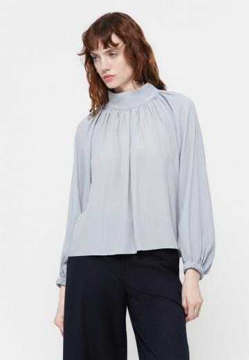 Шелковая блузка