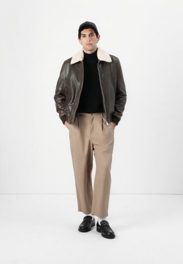 Кожаная куртка