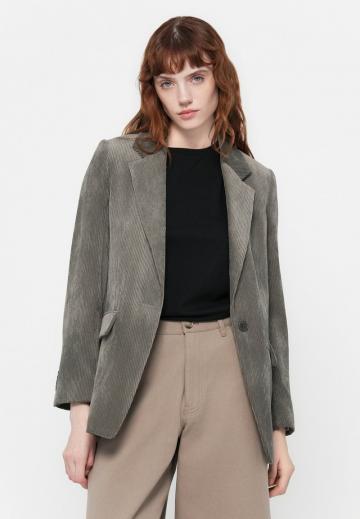 Вельветовая куртка