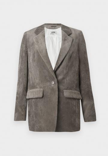 Вельветовая куртка