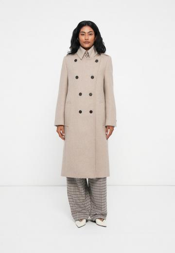 Шерстяное пальто