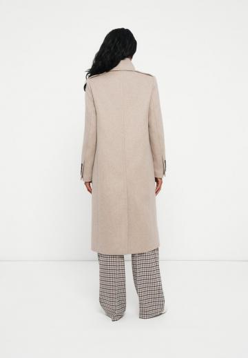 Шерстяное пальто