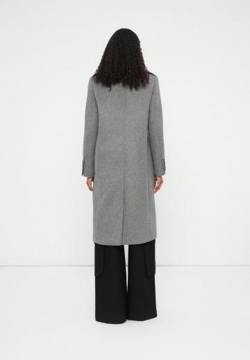 Шерстяное пальто