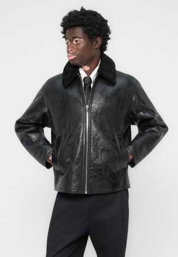 Кожаная куртка