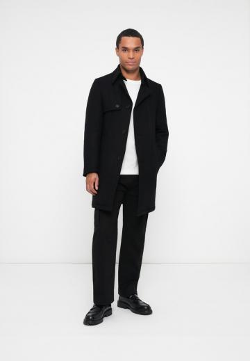 Короткое пальто