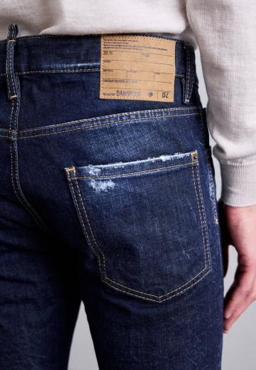 Прямые джинсы