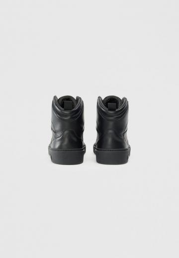 Высокие кеды