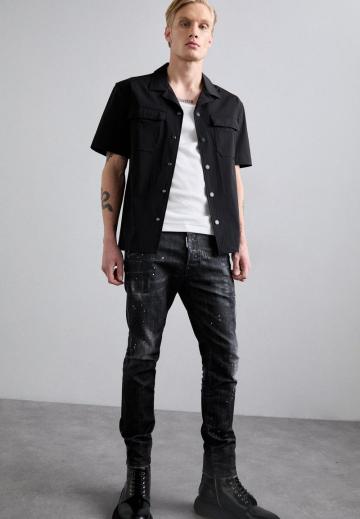 Узкие джинсы