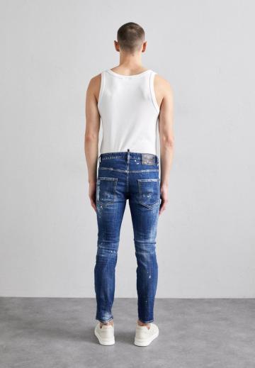 Узкие джинсы