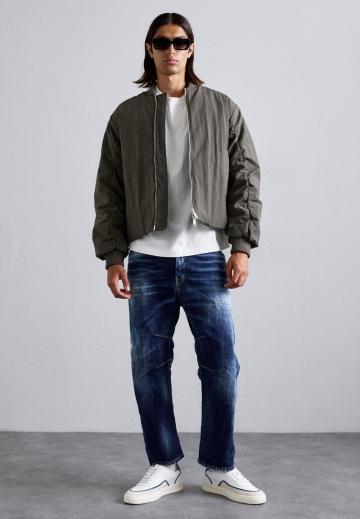 Свободные джинсы