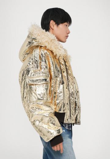 Зимняя куртка