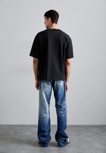 Прямые джинсы