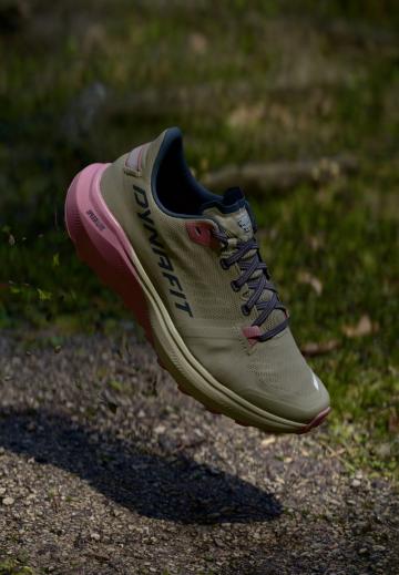 Беговые кроссовки