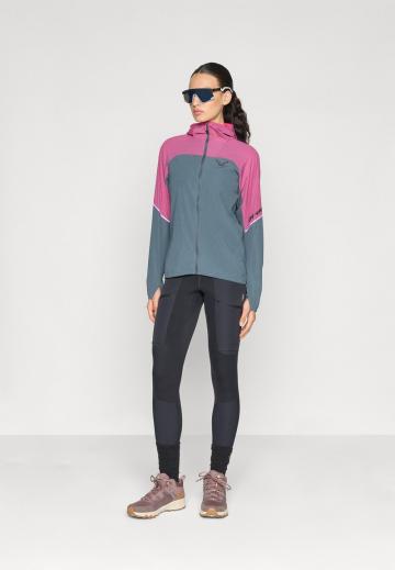 Спортивная куртка