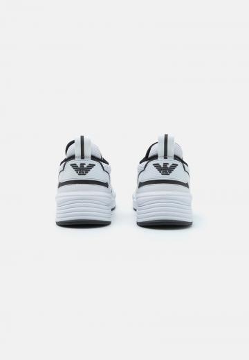 Гандбольные кроссовки