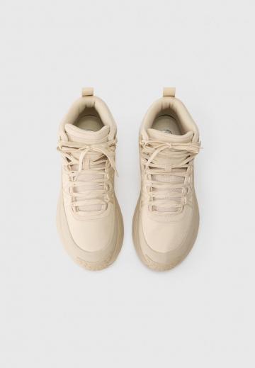 Высокие кеды