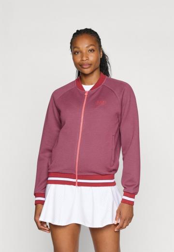 Спортивная куртка