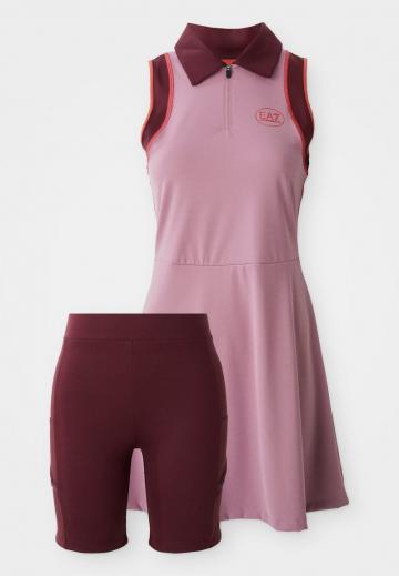 Спортивное платье